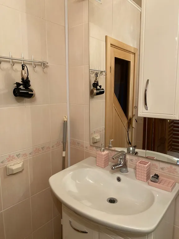 Уютный таунхаус на Банном рядом с озером и ГЛЦ с сауной