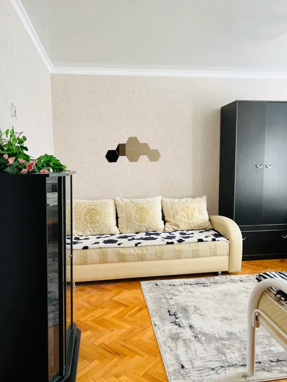 6-комнатный Дом