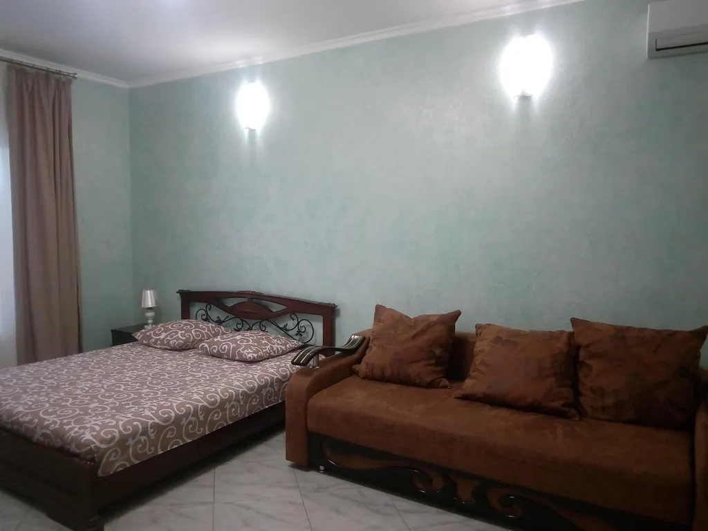 Квартира Комната — аренда посуточно в Штормовое