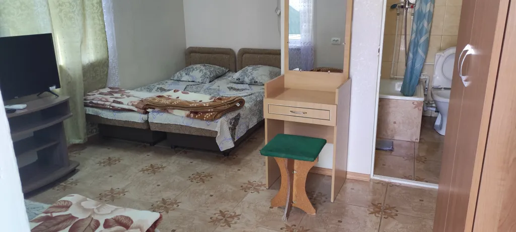 Трехместный номер № 4 в 400 метрах от моря