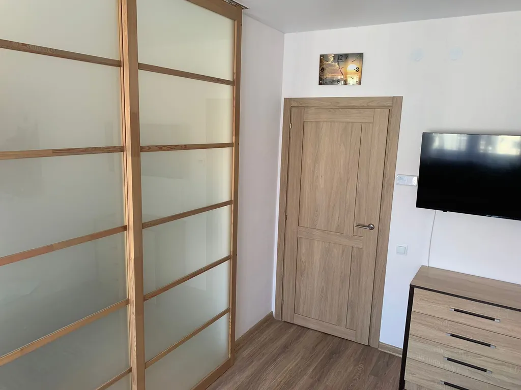 Уютная квартира в курортном городе Светлогорск 1, огороженая территори