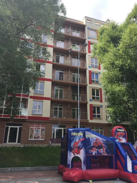 Солнечная, уютная квартира