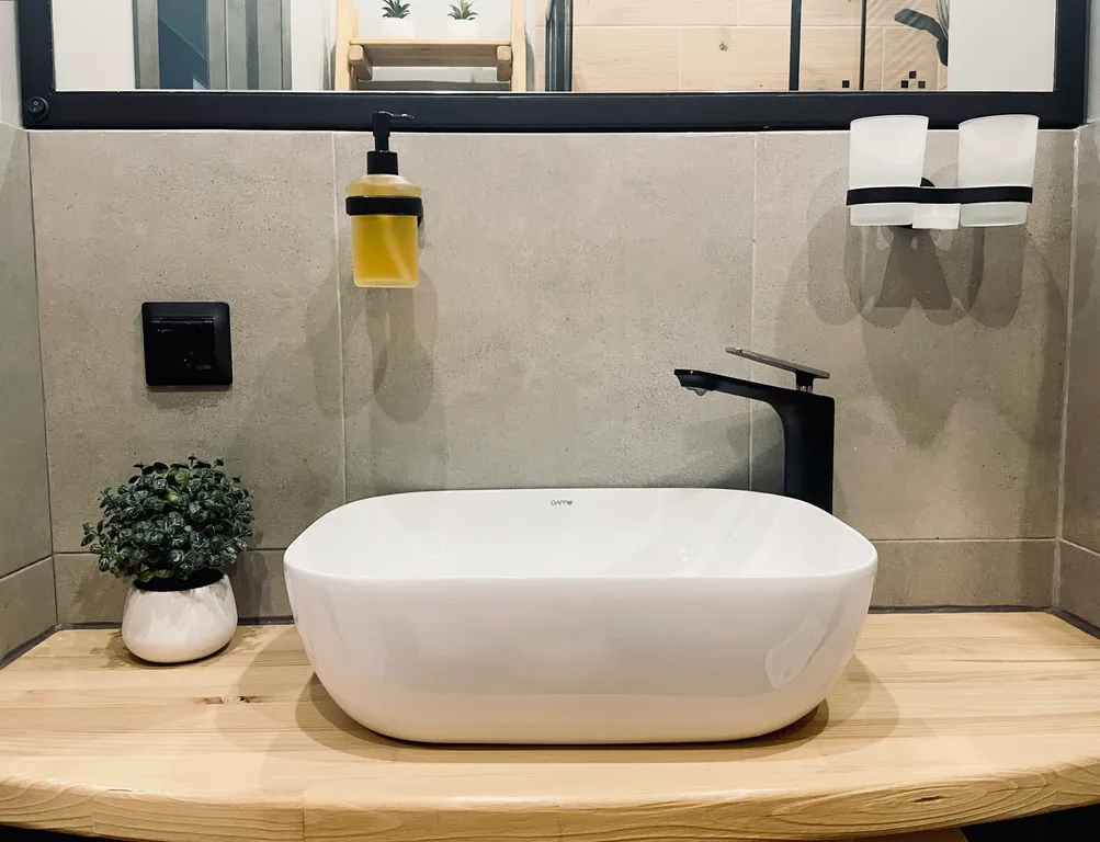 Студия в центре с видом на реку Великую