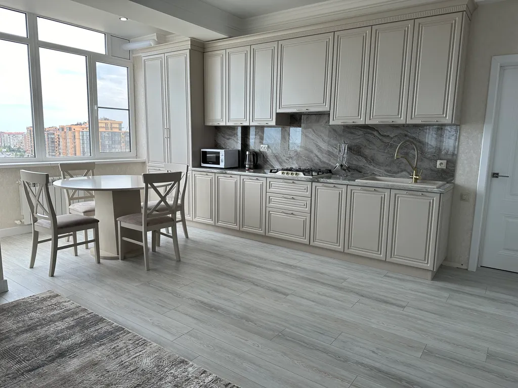 Уютная квартира с видом на море