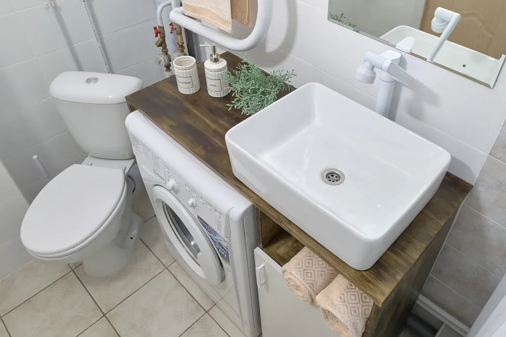 Студия на Б. Подгорной, 87 № 12 с видом на реку