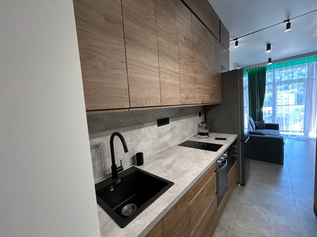 Квартира с дизайнерским ремонтом в 10 минутах от моря