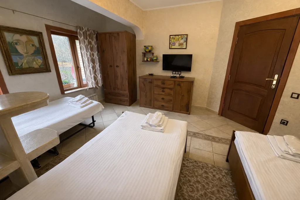 Вилла на первой линии Эсто-садка через дорогу от Горки города