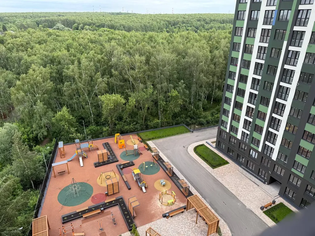 Просторная квартира с видом на Березовую рощу