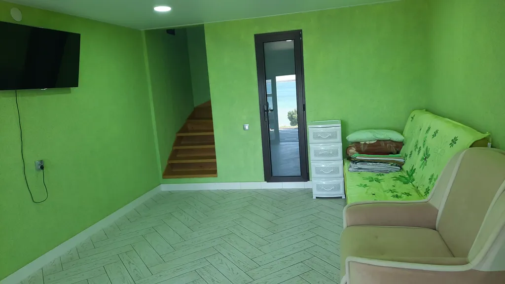 Эллинг на самом берегу Азовского моря