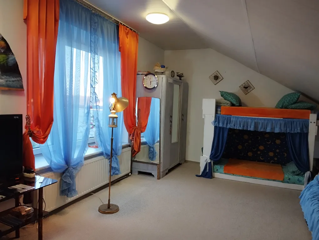 Апартаменты с бассейном
ДомКрус