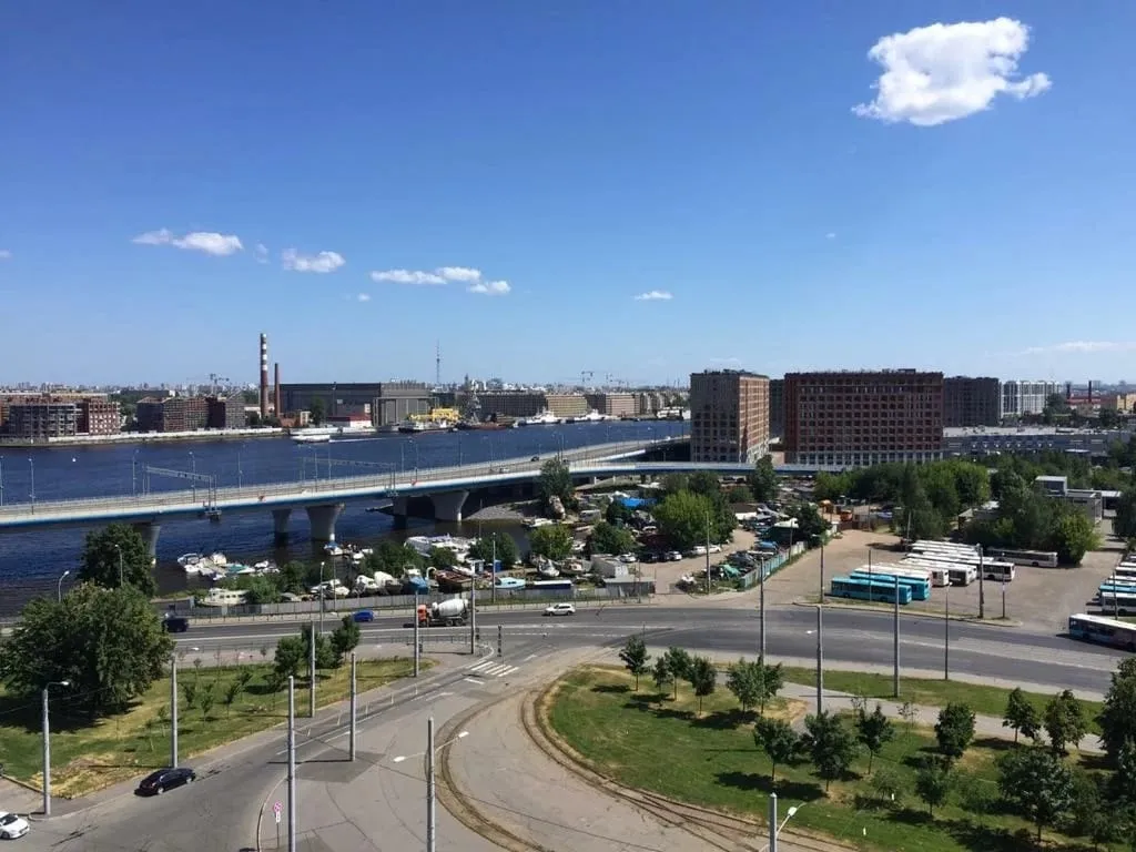 Квартира у метро Приморская с видом на Неву — аренда посуточно в Санкт-Петербург