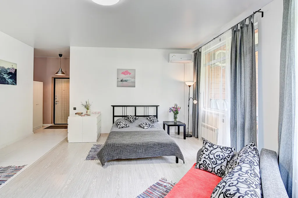 Дизайнерские апартаменты с видом на горы