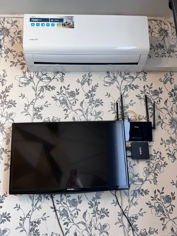 Тёплая уютная светлая студия с красивой локацией