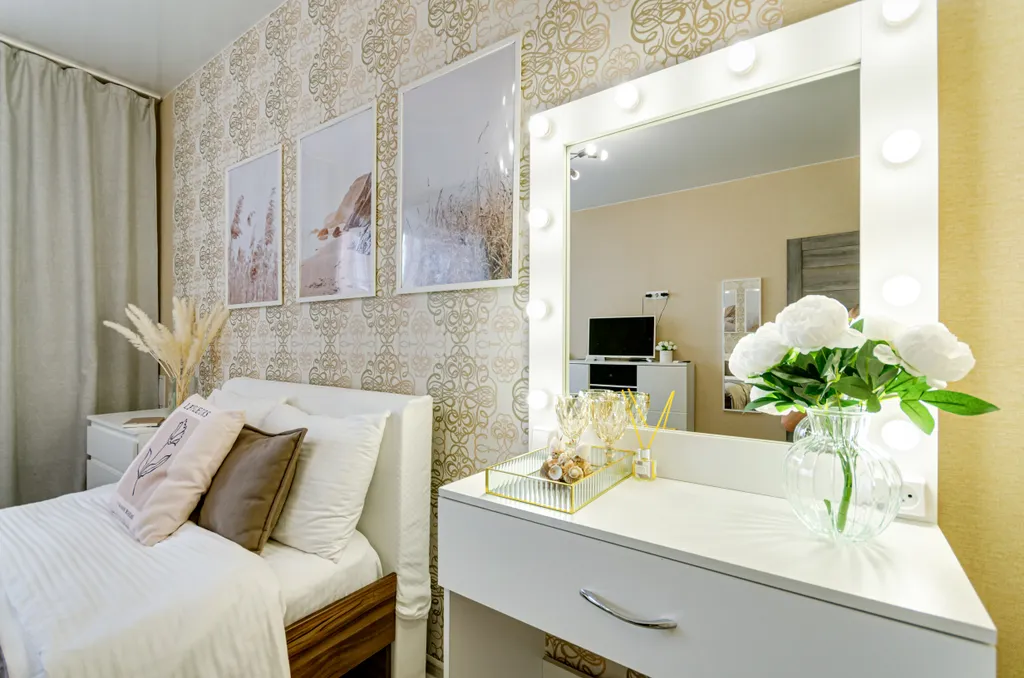 Зеркальный перламутр | Mother of pearl mirror | однокомнатная | 4 гостя