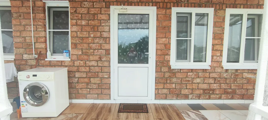 Двухкомнатный коттедж с террасой №2