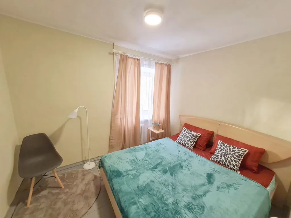 Уютная трёхкомнатная квартира рядом с ТРК Семья в самом центре города — аренда посуточно в Пермь