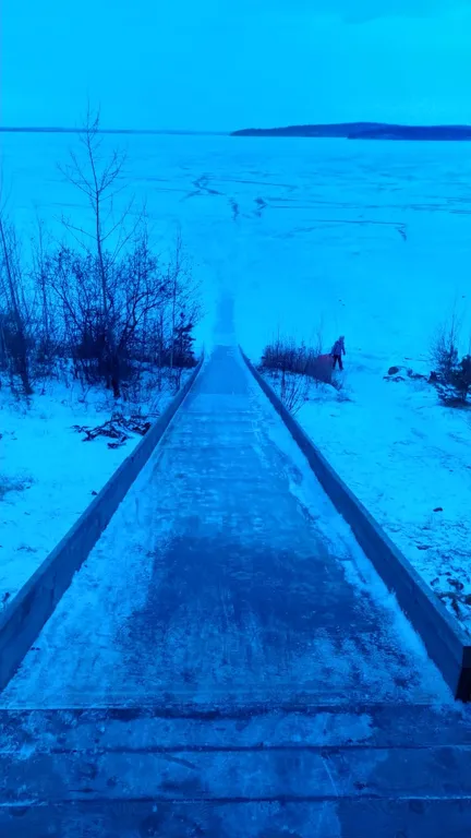 Двухуровневая квартира между двух озер