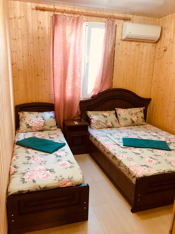 Квартира Комната — аренда посуточно в Голубицкая