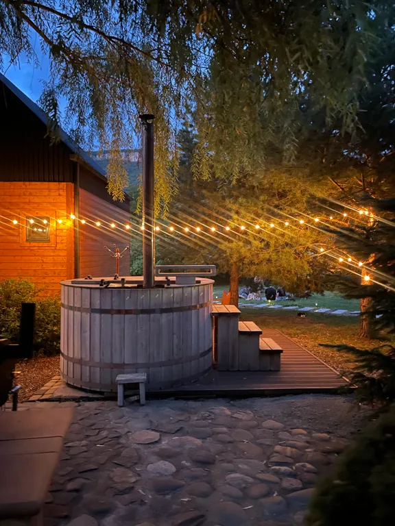 Барнхаус с чаном и бассейном