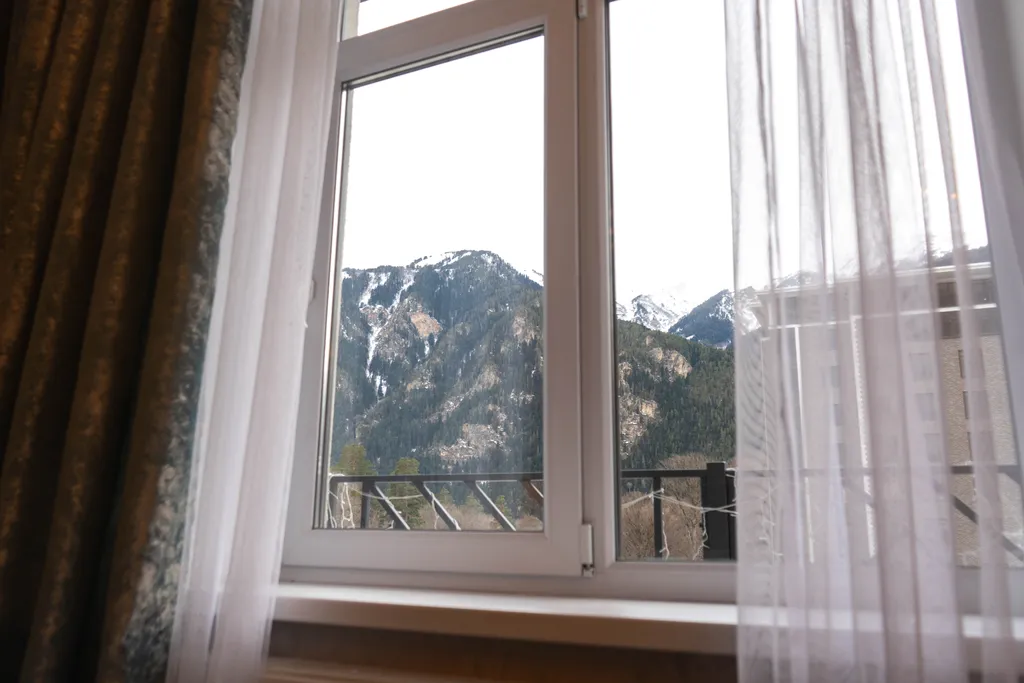 Уютная квартира с видом на озеро и горы