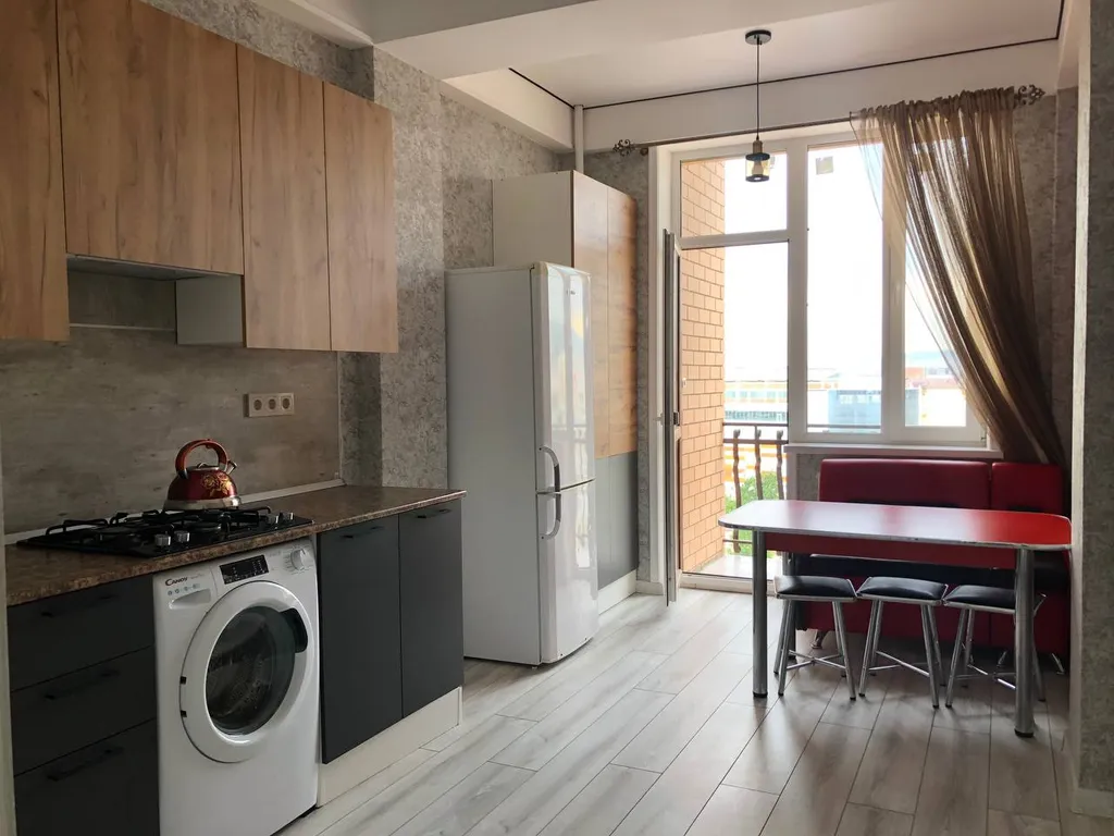 Квартира в центре города с видом на горы и город