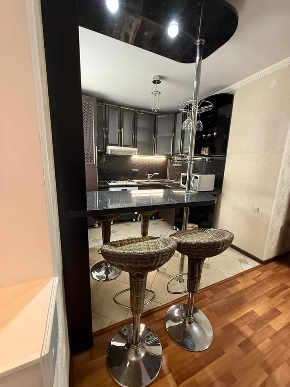 Квартира рядом с ЖД вокзалом