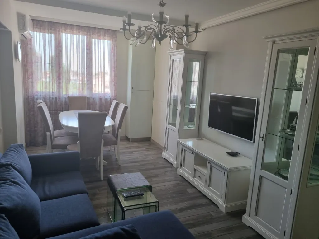 Просторная красивая трёхкомнатная квартира в самом центре города — аренда посуточно в Ереван