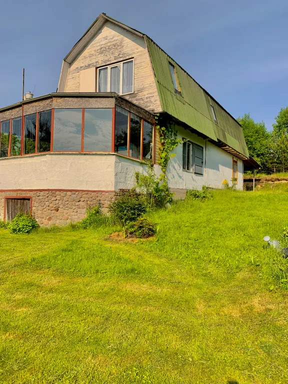 Дача в красивом живописном месте