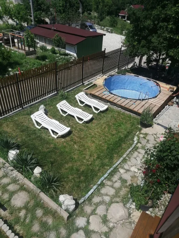 Квартира Квартира 2 этаж домика в лесу — Геленджик