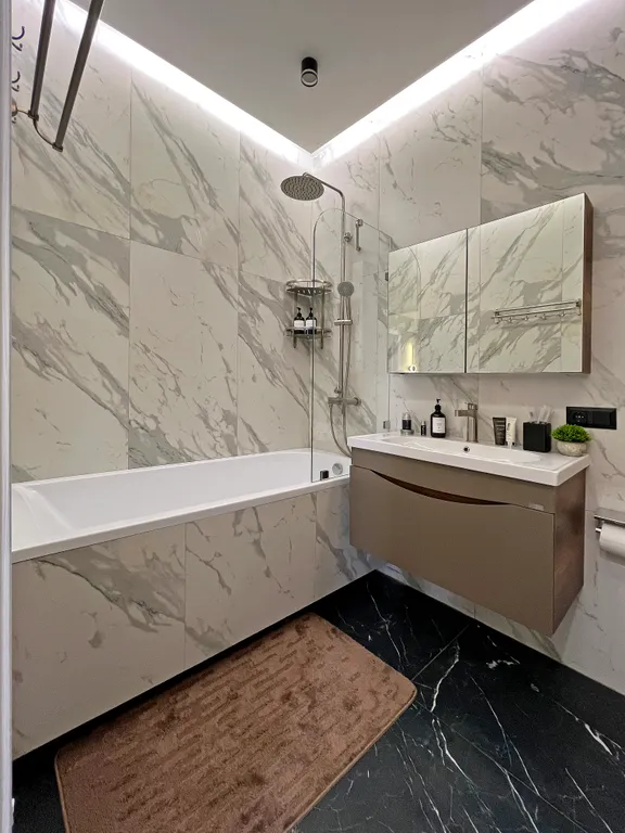 Стильные апартаменты с видом и дизайнерским ремонтом