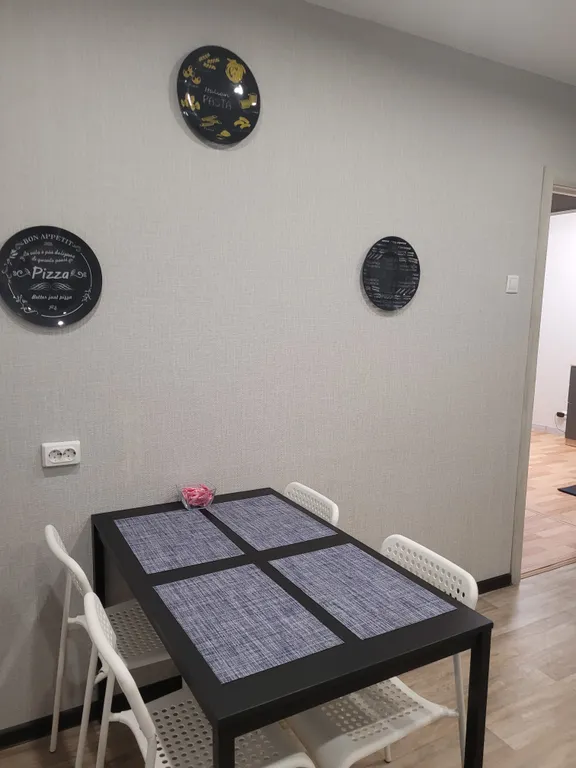 Трёхкомнатные апартаменты у Ледового