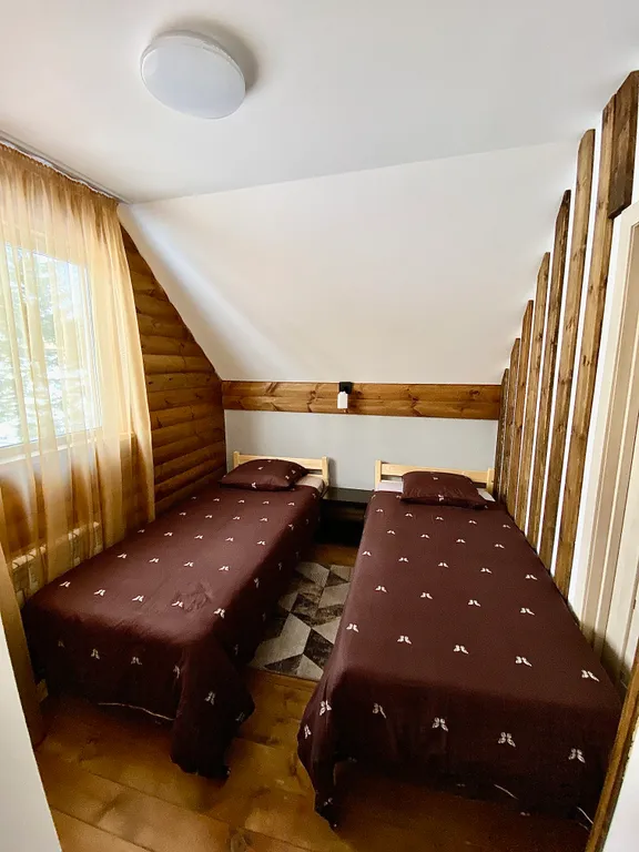 Избушки Guesthouse большая