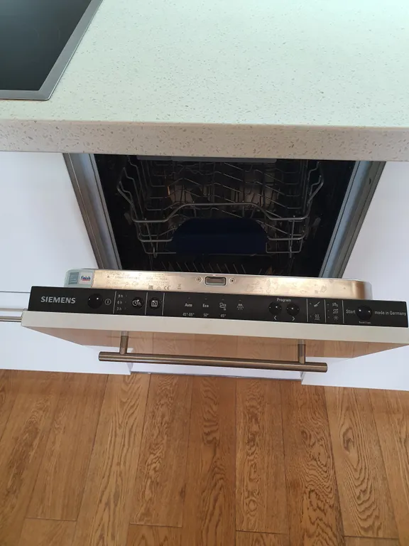 Апартаменты в центре города с прекрасным видом на золотой мост