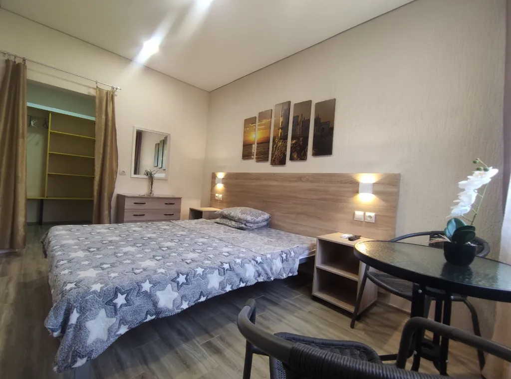 Квартира Квартира Двухместный номер Стандарт плюс с видом на горы — Геленджик