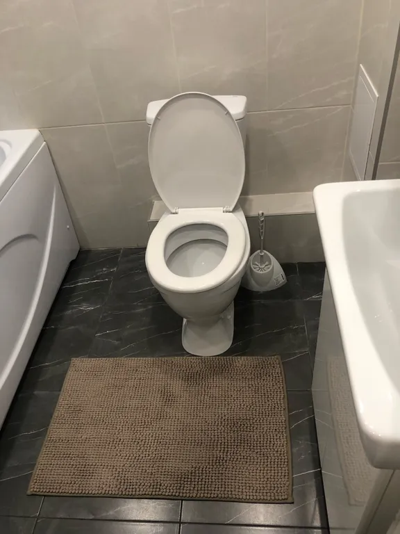 Новая квартира возле ТЦ Изумрудный город