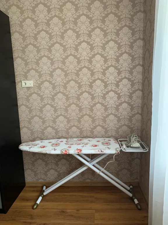 Коттедж Коттедж Просторные трехкомнатные апартаменты с двумя изолированными спальнями — Сухум