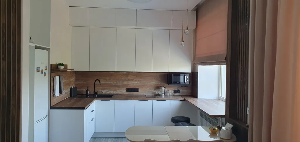 Живите с видом на НОВАТ - 
3 комнатная квартира БельЭтаж