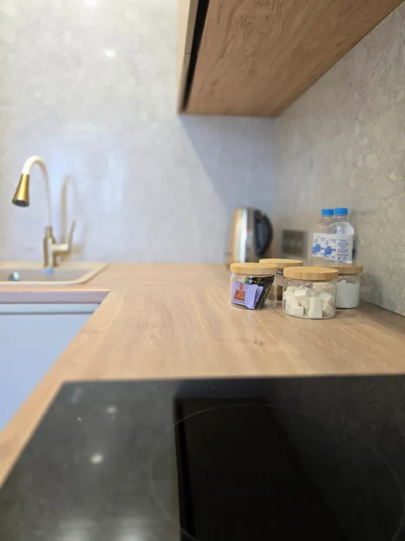 Современная,  комфортная квартира (ТЦ Арена, Аэропорт).