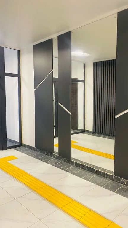 2 комнатная люкс квартира в центре на жк Ауезов