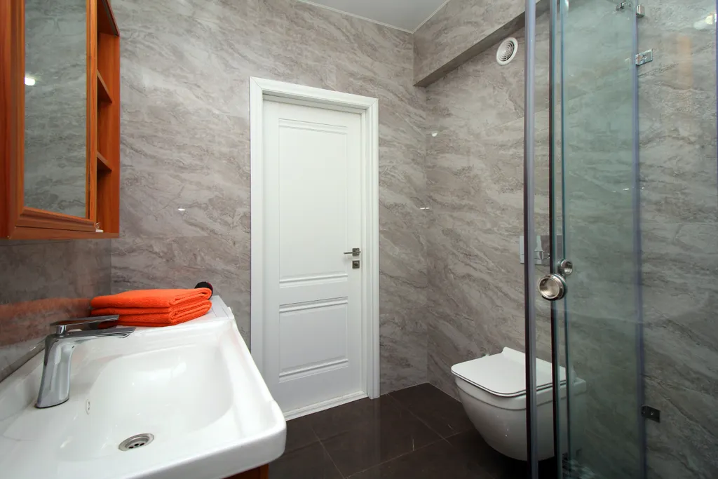 Новые апартаменты на берегу озера