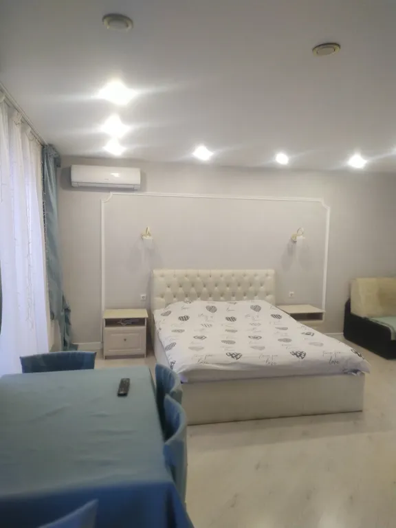 Уютная квартира-студия с джакузи и отличным ремонтом в самом центре