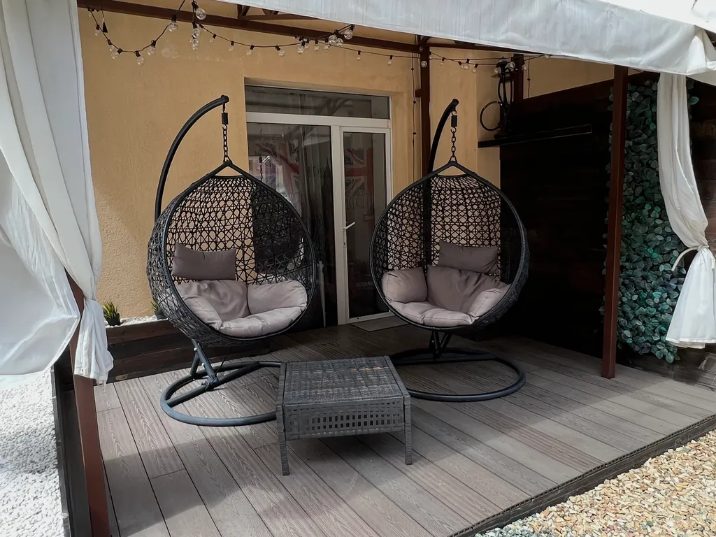 Студия Европа с террасой и кухней