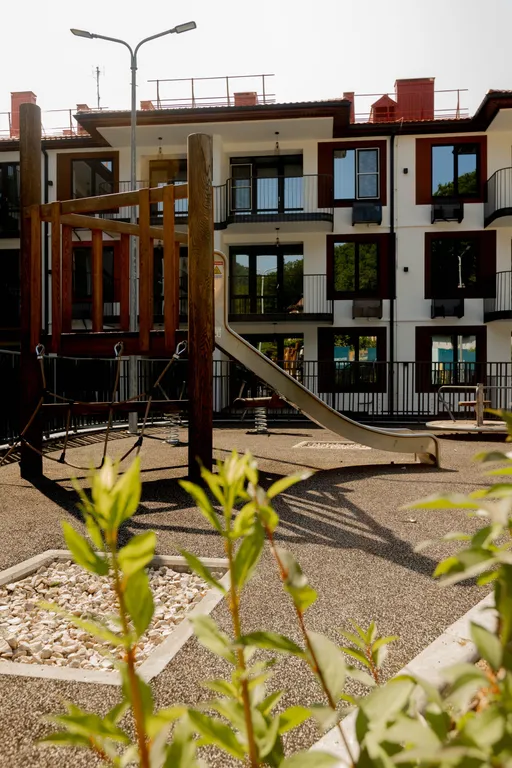 Большая красивая студия у моря в Агое – ваш уютный уголок