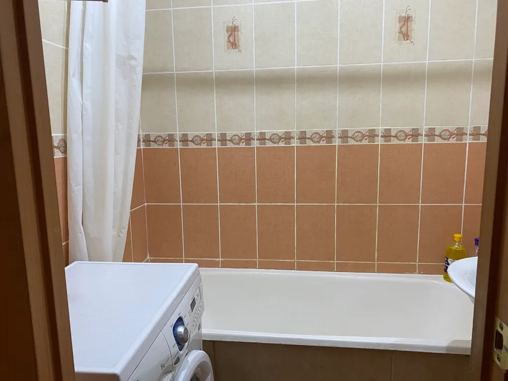 Квартира у МНТК