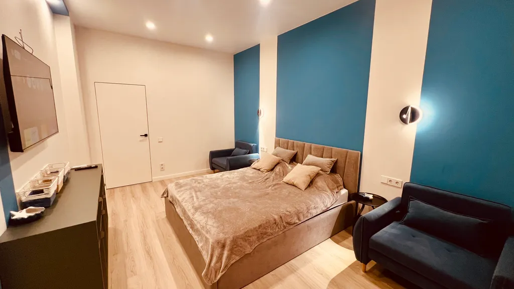 Квартира у моря с новым ремонтом, на первой линии