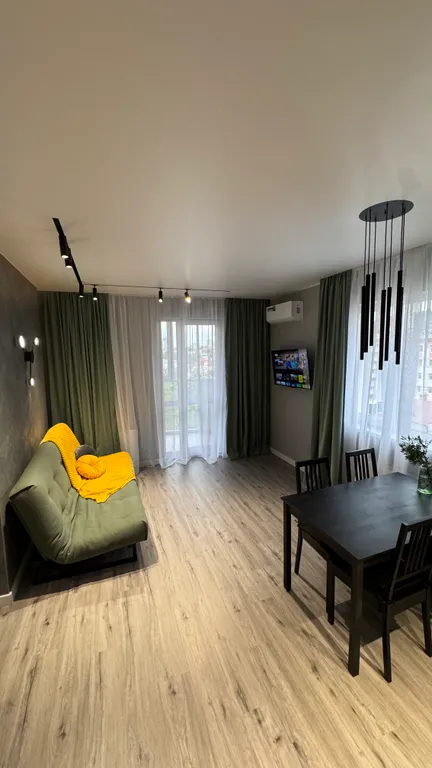 Уютная квартира в центре города с отдельной спальней