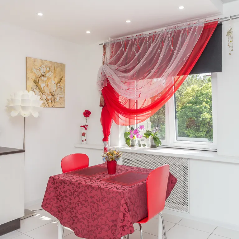 Уникальные апартаменты в центре города с видом на парк и реку