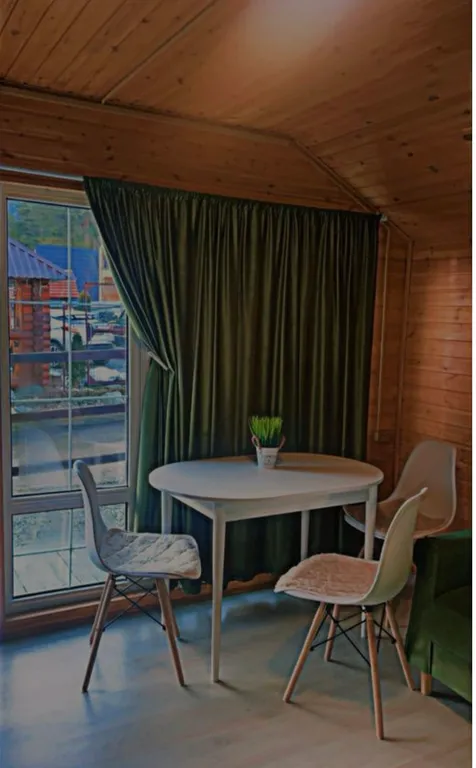 Уютный домик в горах