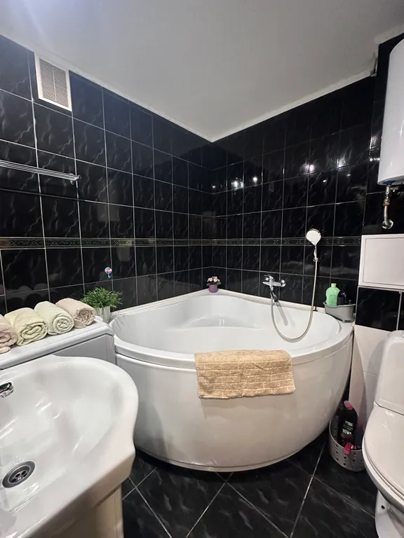 Двухкомнатная квартира в спальном районе