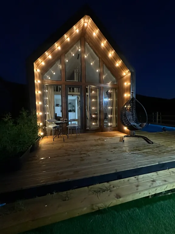 Коттедж Дом с теплым бассейном и банькой — Прасковеевка